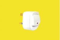 13A RECTANGLE PIN WIDE ROCKER SWITCHED PLUG WITH F