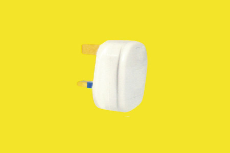 13A RECTANGLE PIN PLUG WITH FUSE