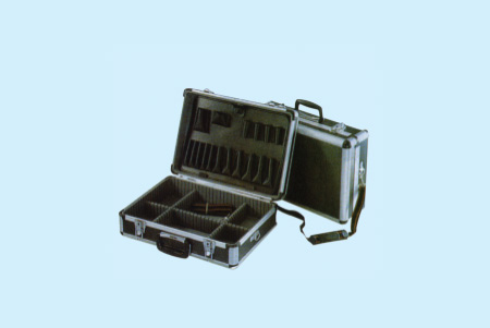 大黑铝工具箱